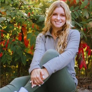 Meet your Posher, Lilly